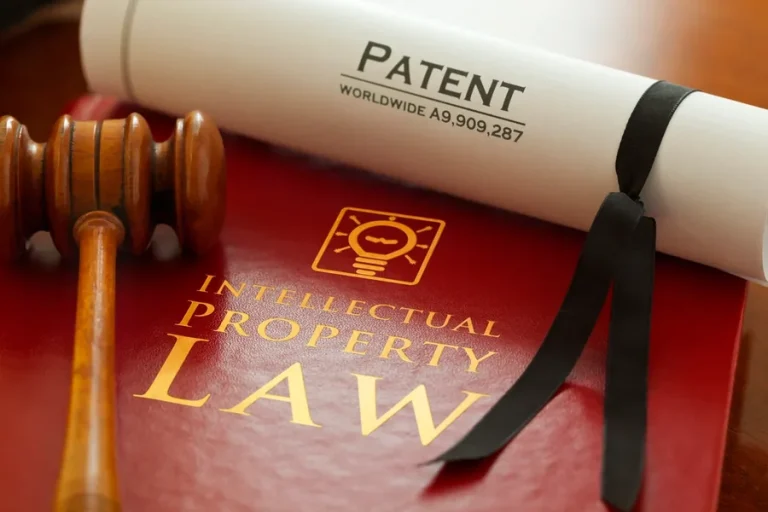 How To Become An Intellectual Property Lawyer