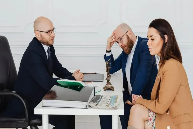 What Does A Family Law Attorney Do