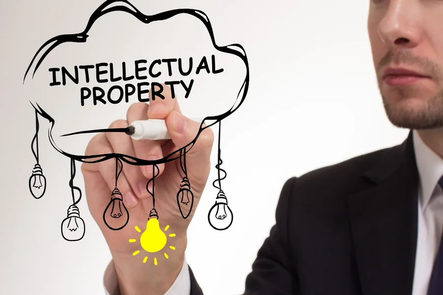 What Does An Intellectual Property Lawyer Do